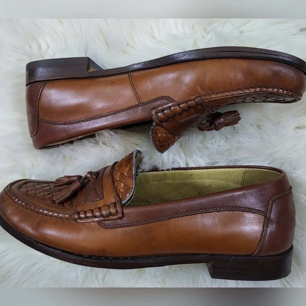 Florsheim's Brown Loafers with it Weaved Designer Style Size 11